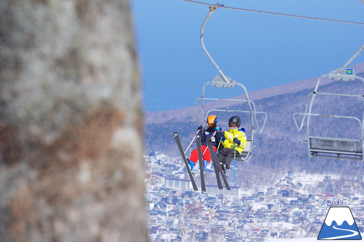 小樽天狗山ロープウェイスキー場 積雪たっぷり！絶景春スキー☆